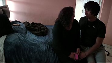Hayallerindeki Kral Kobrayı Bulunca Dondurma Gibi Yalayıp Sömürüyor